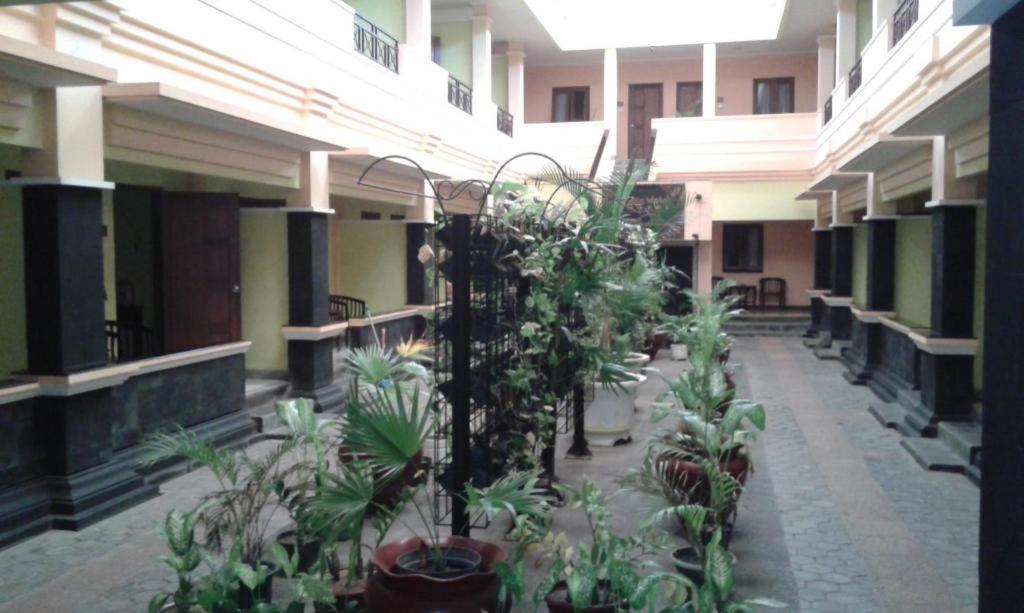 Hotel Zaitun Selaparang Lombok Exterior foto